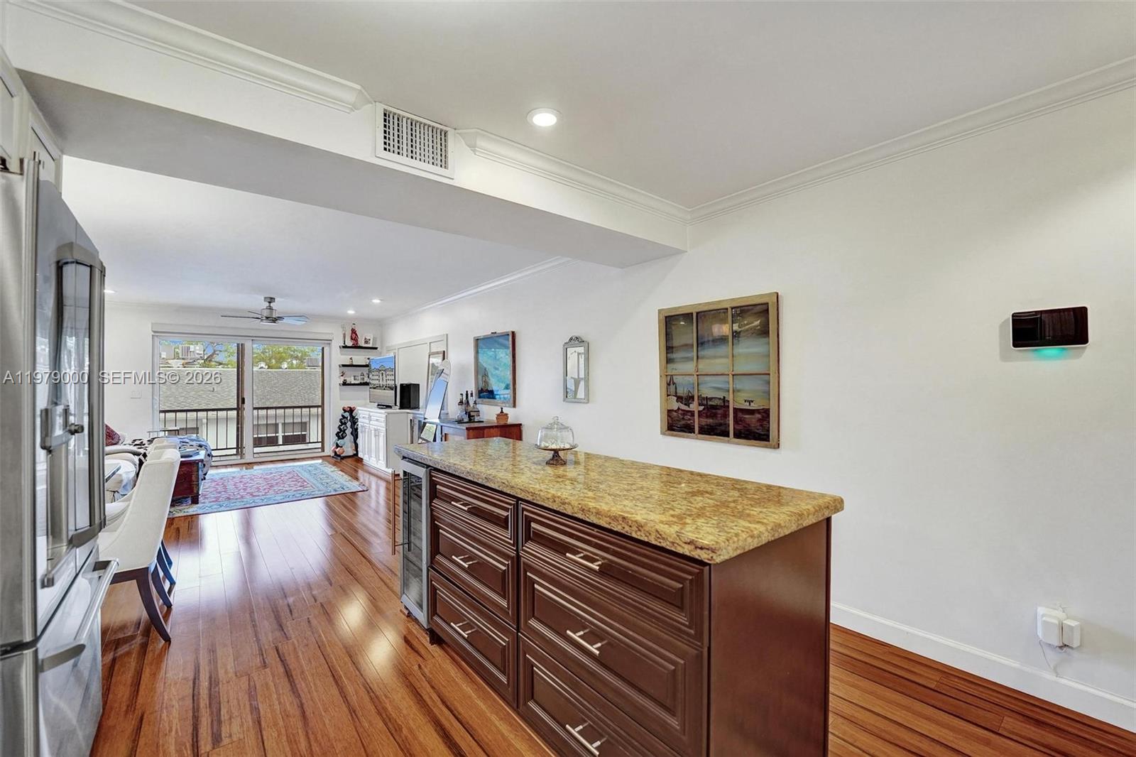 1212 SE 2nd Ct # 301