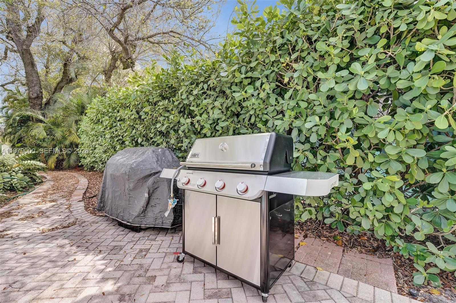 1212 SE 2nd Ct # 301