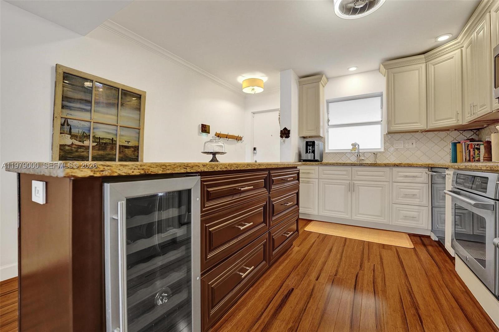 1212 SE 2nd Ct # 301