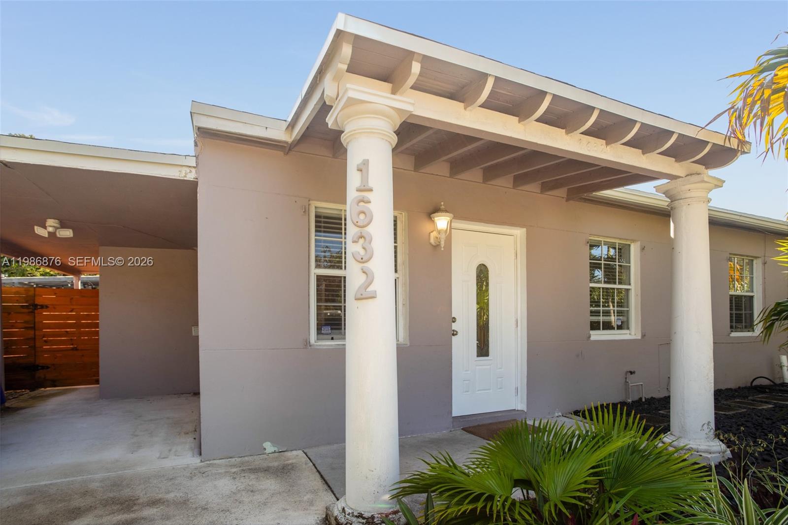 1632 NW 6th Ave