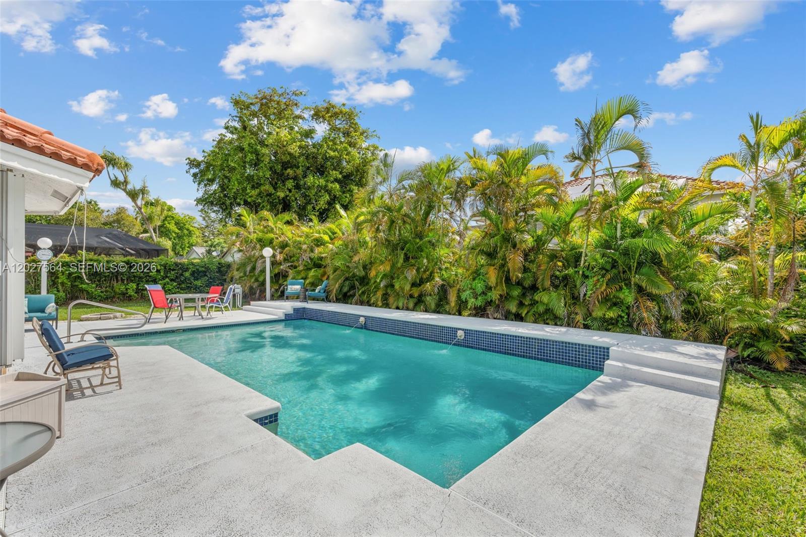 4958 NW 49th Ave