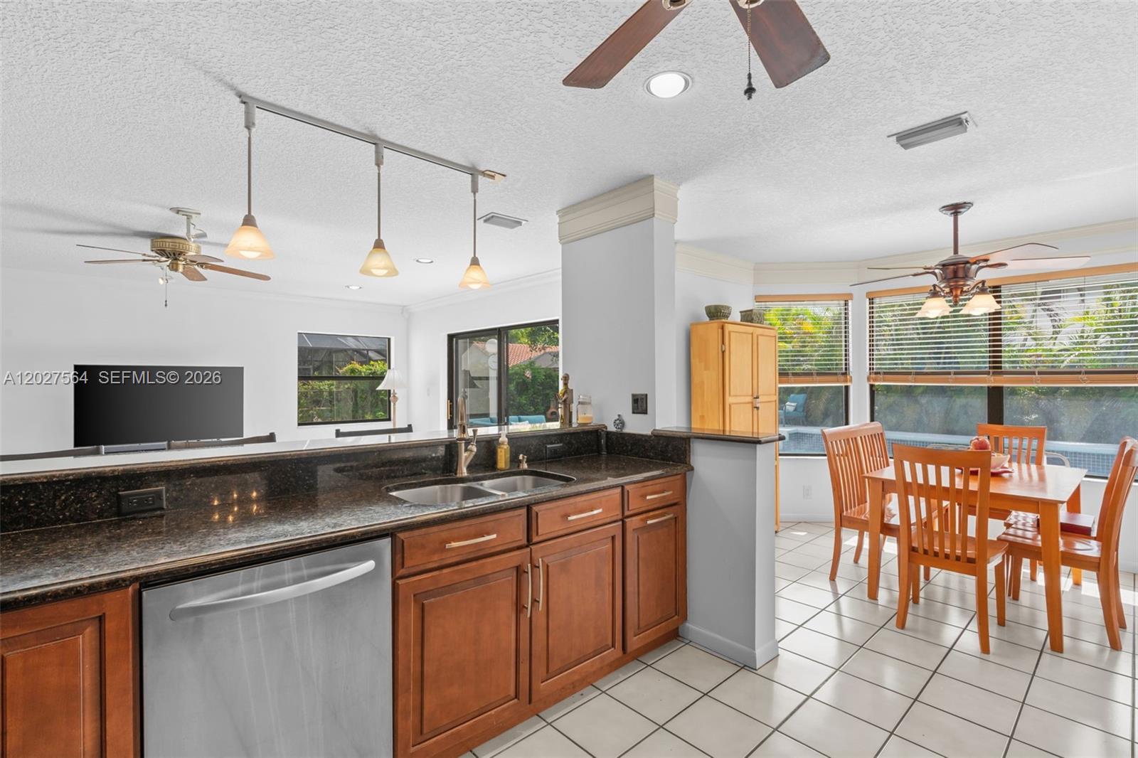 4958 NW 49th Ave