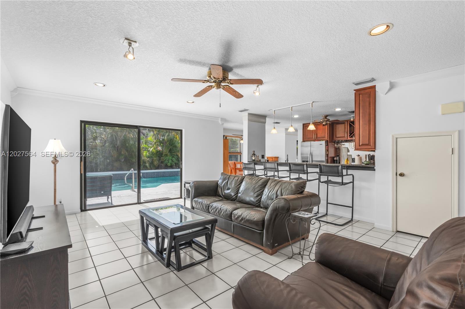 4958 NW 49th Ave