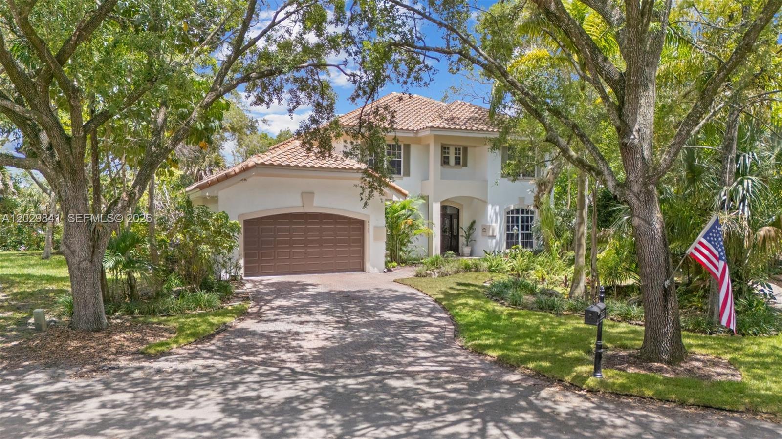 3755 Lancewood Dr