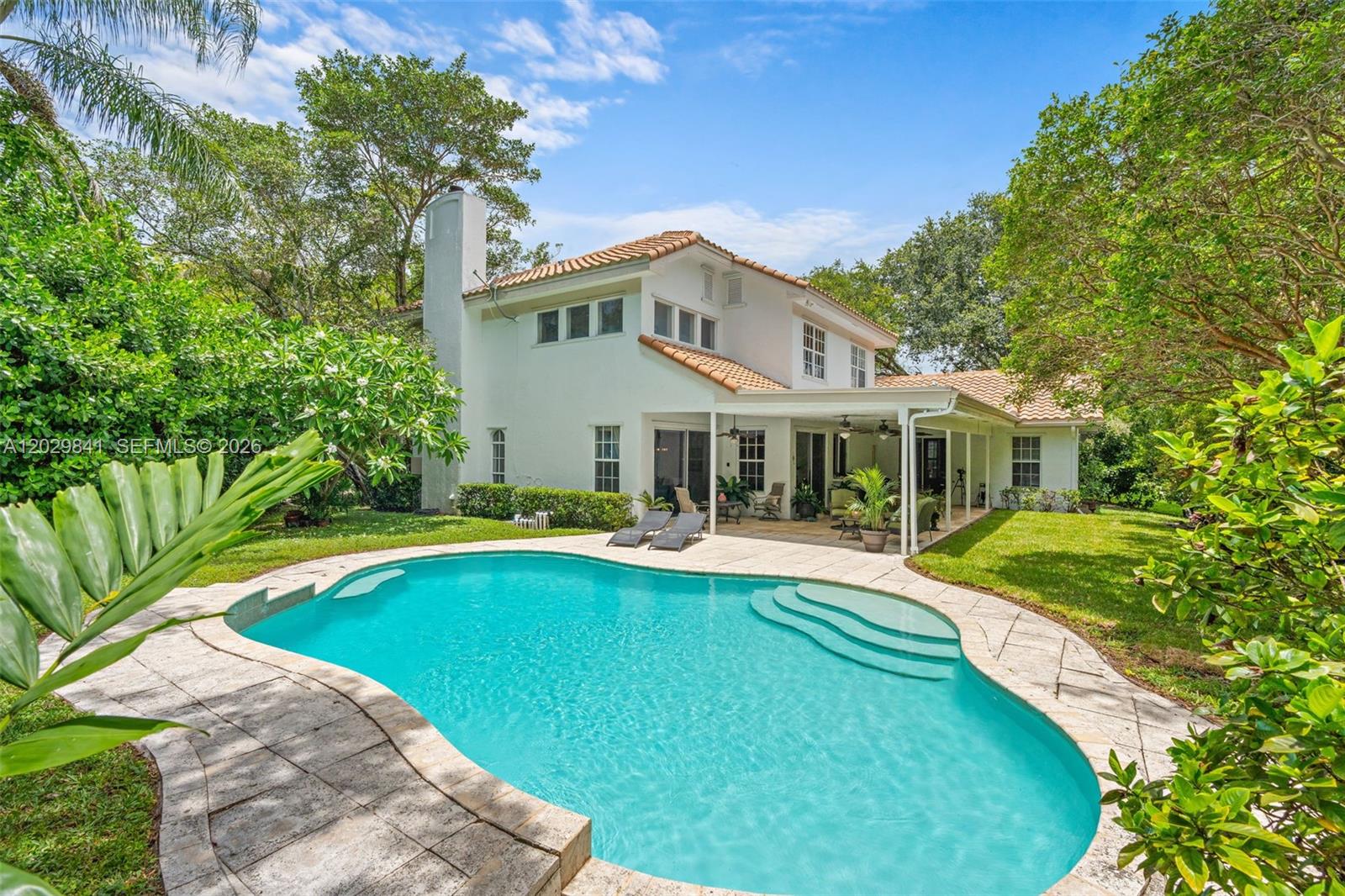 3755 Lancewood Dr