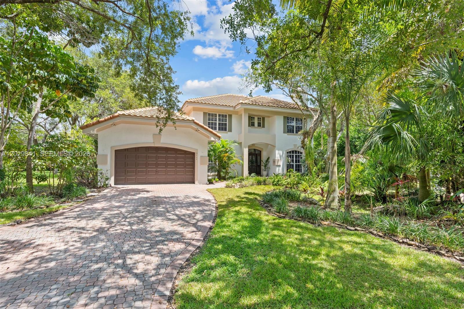 3755 Lancewood Dr