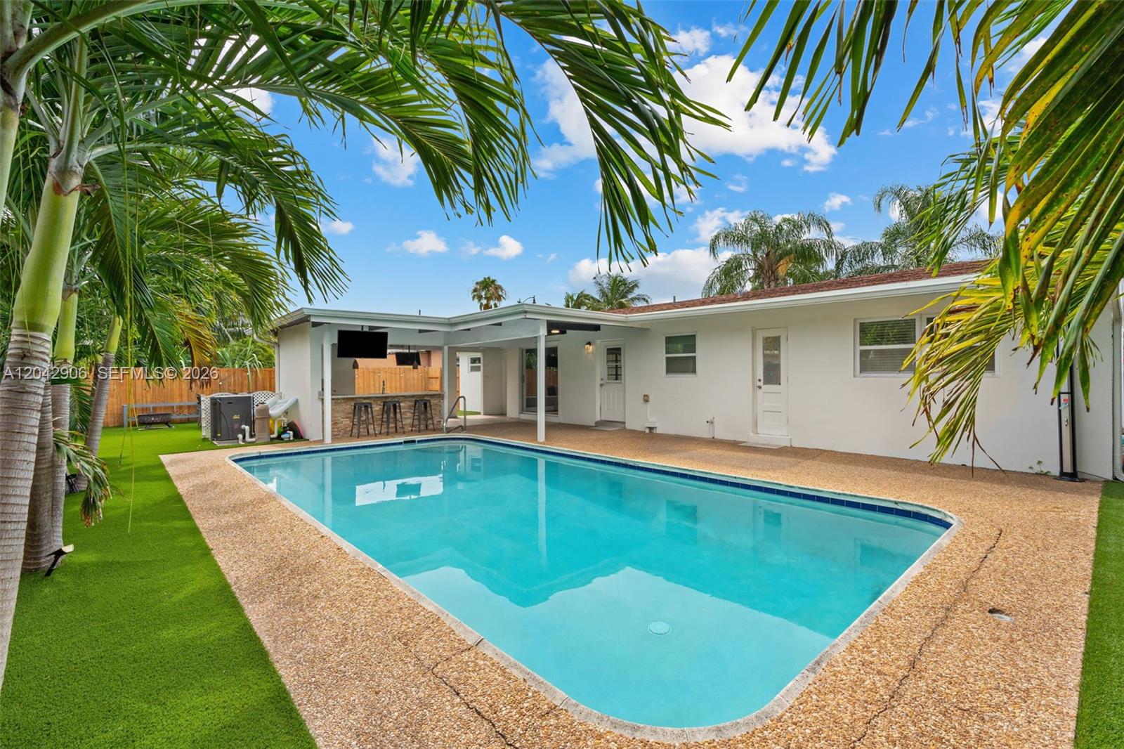 1250 NE 23rd Pl