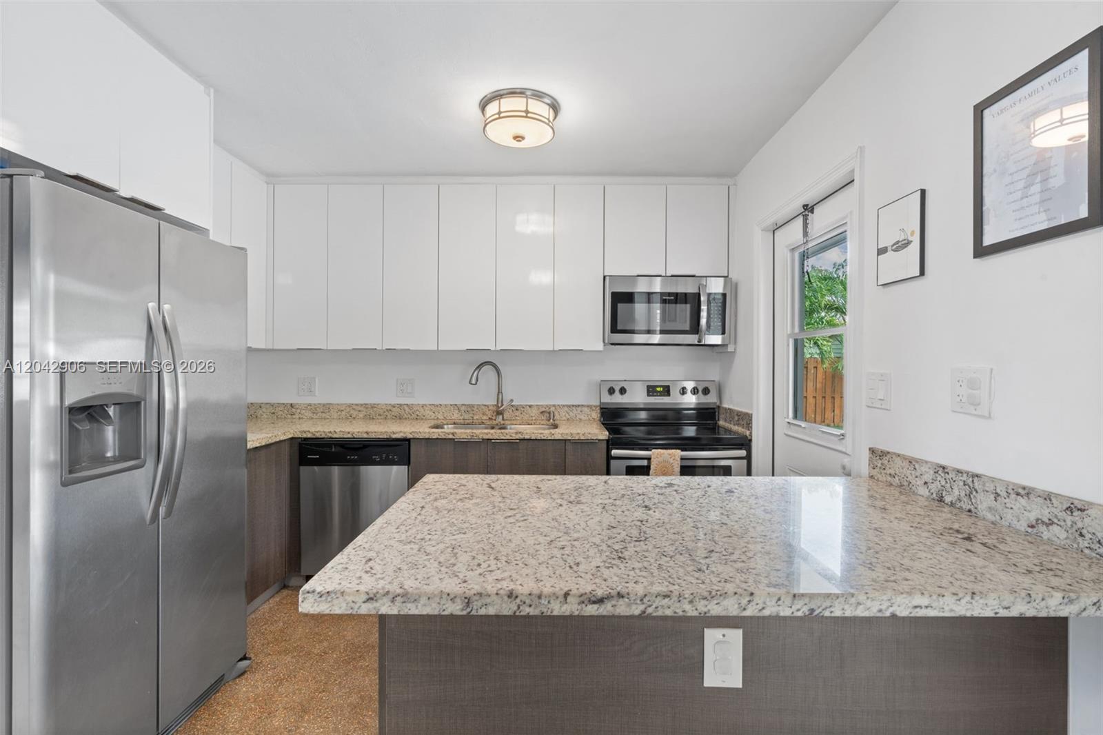 1250 NE 23rd Pl
