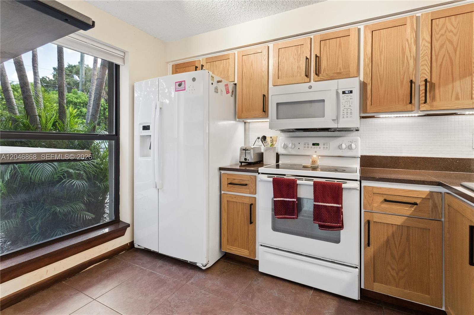 3050 S Oakland Forest Dr # 2008
