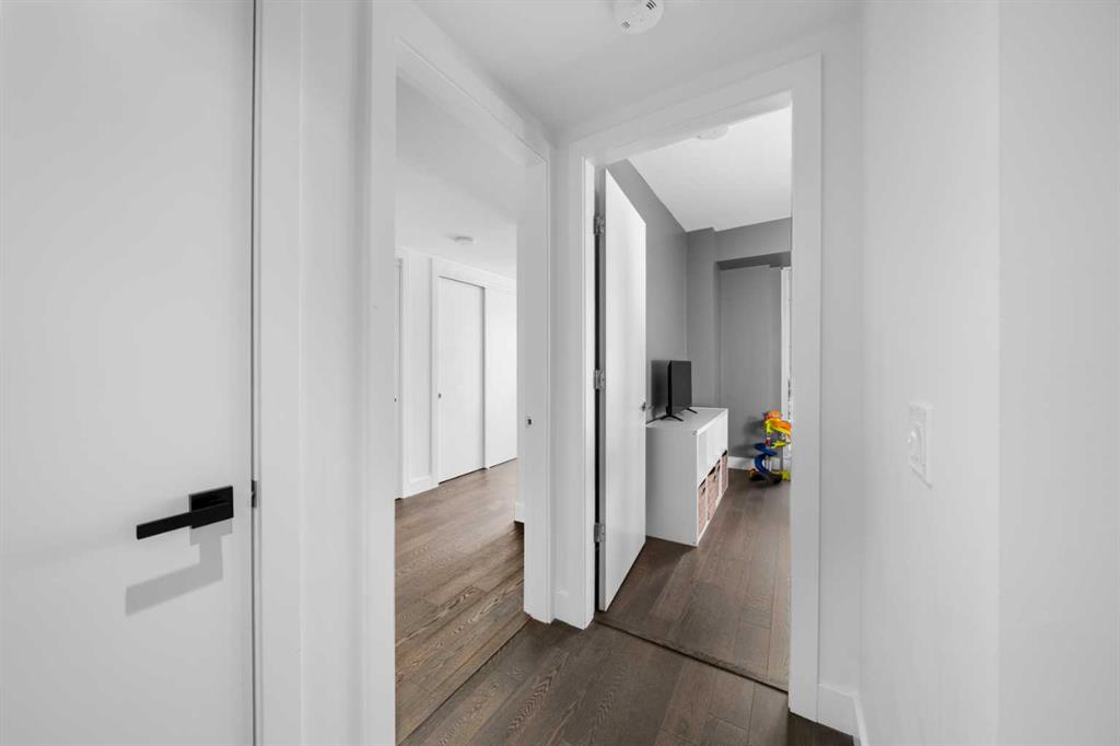 1025 5 Avenue SW Unit: 106