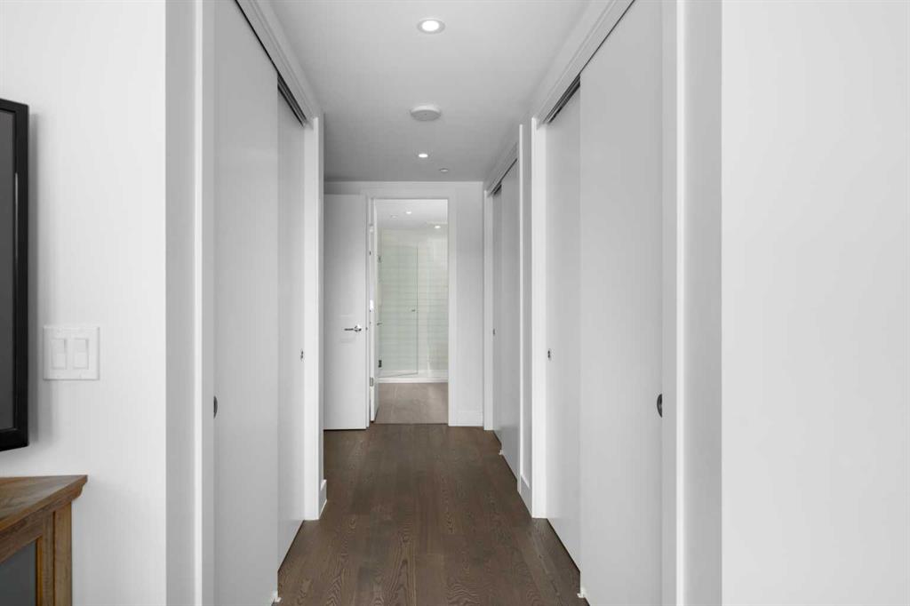 1025 5 Avenue SW Unit: 106
