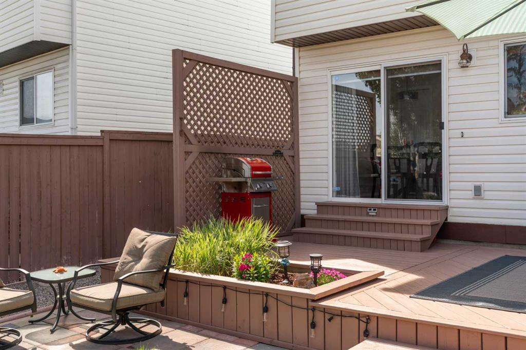 382 Elgin View SE
