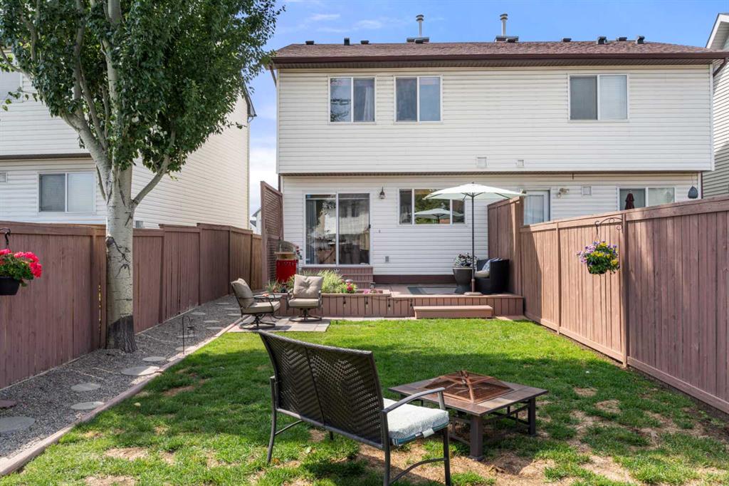 382 Elgin View SE