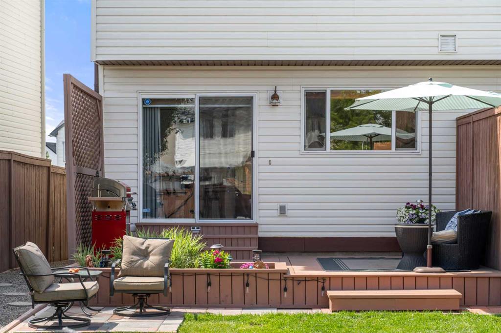 382 Elgin View SE