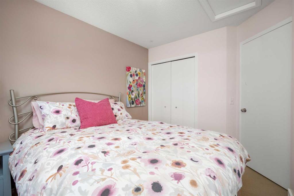382 Elgin View SE