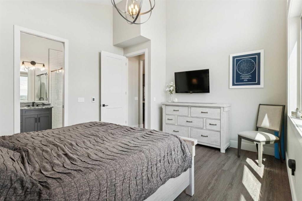 64 Walcrest View SE