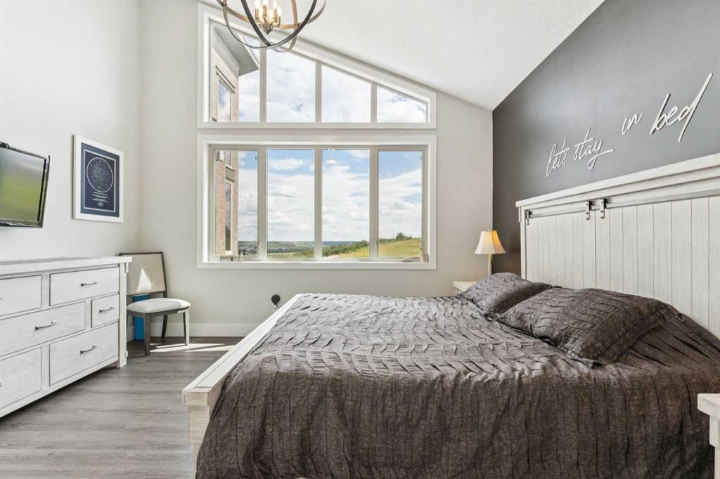 64 Walcrest View SE