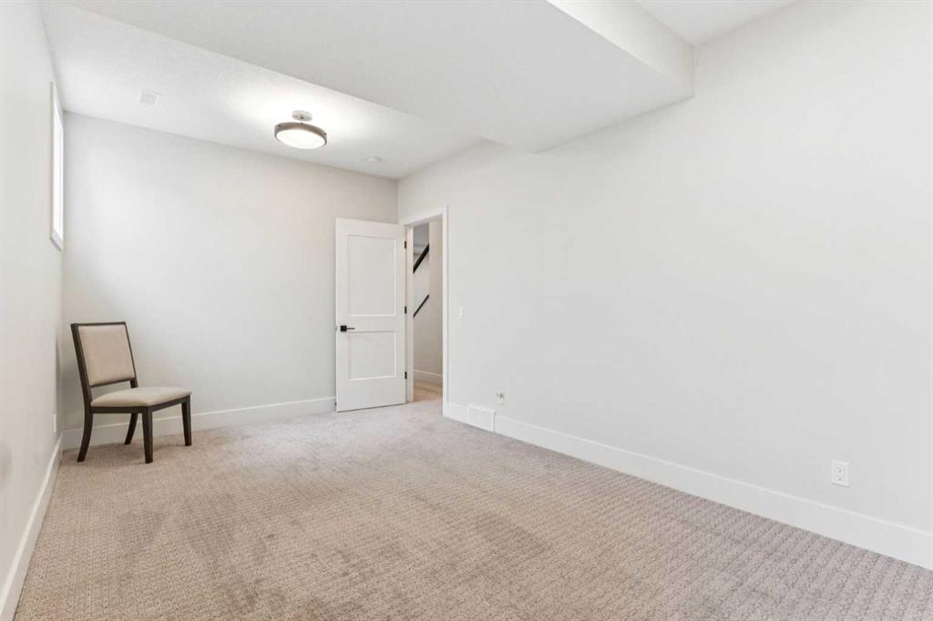 64 Walcrest View SE