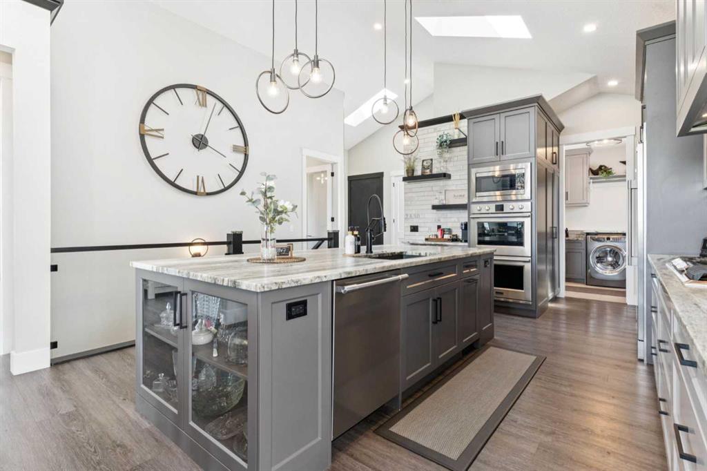 64 Walcrest View SE