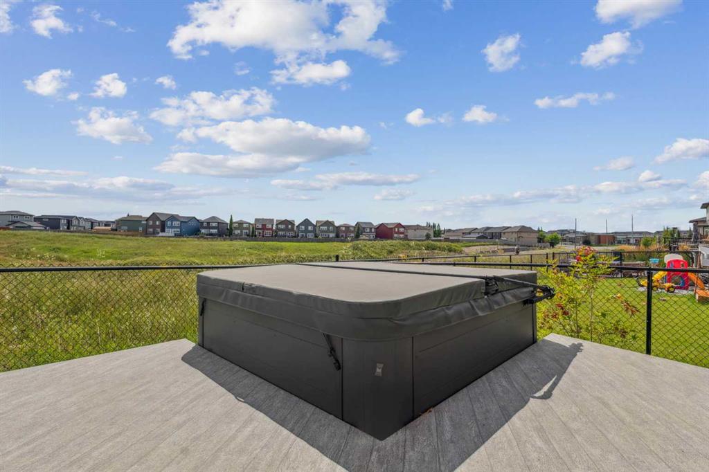 64 Walcrest View SE