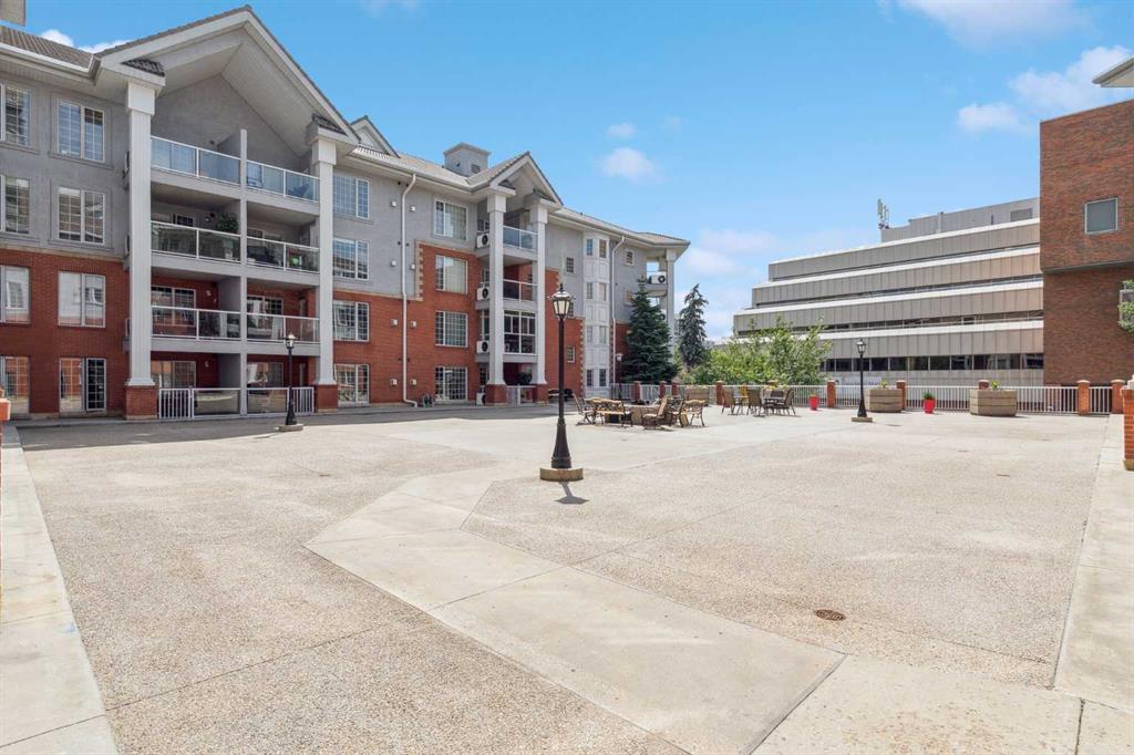 8535 Bonaventure Drive SE Unit: 251