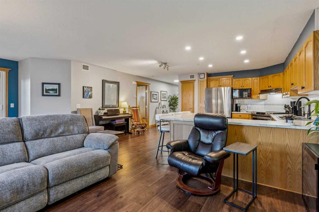 8535 Bonaventure Drive SE Unit: 338