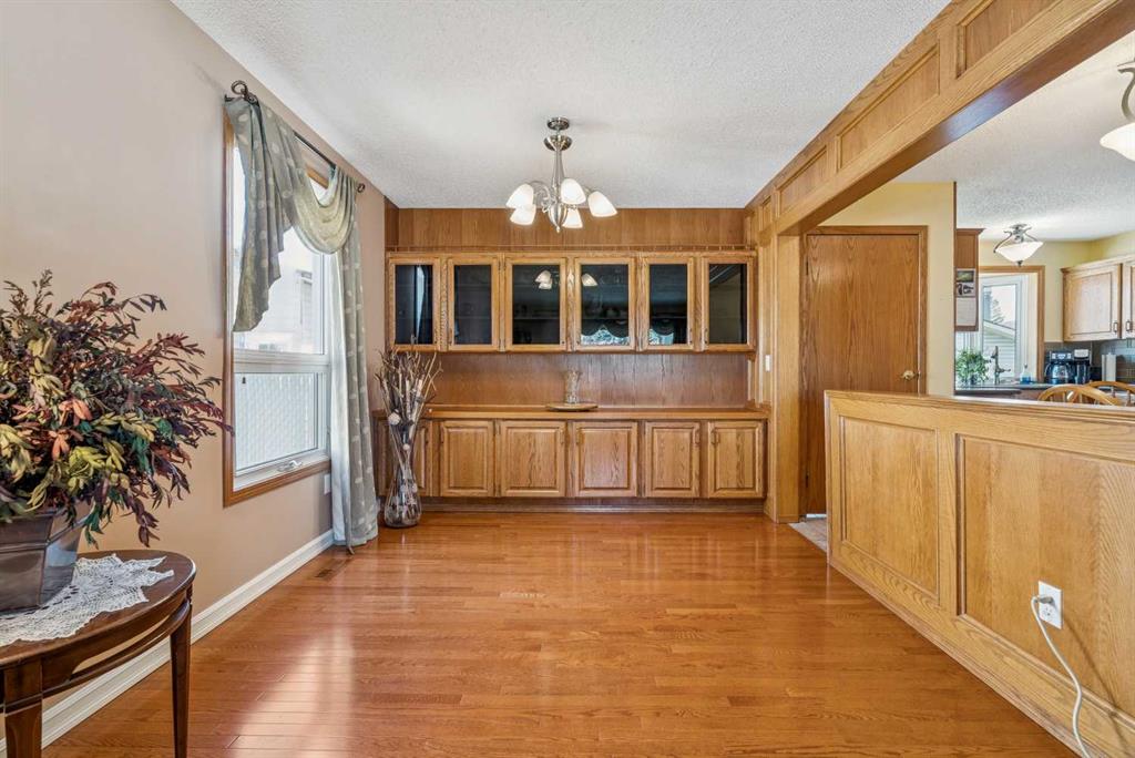 320 Whiteview Road NE