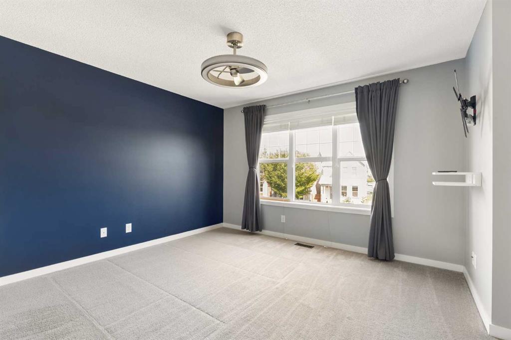 1037 New Brighton Park SE