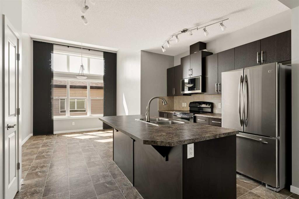 1037 New Brighton Park SE