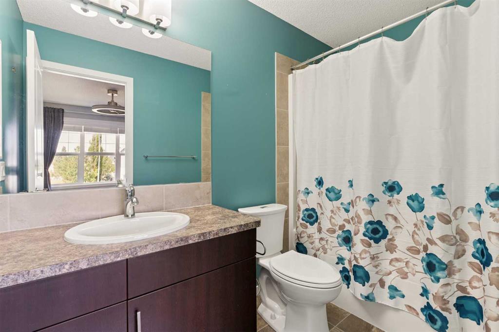 1037 New Brighton Park SE
