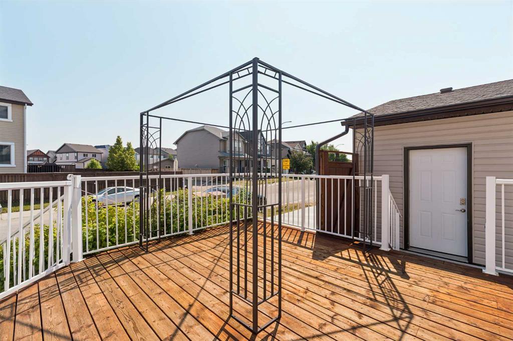 1037 New Brighton Park SE
