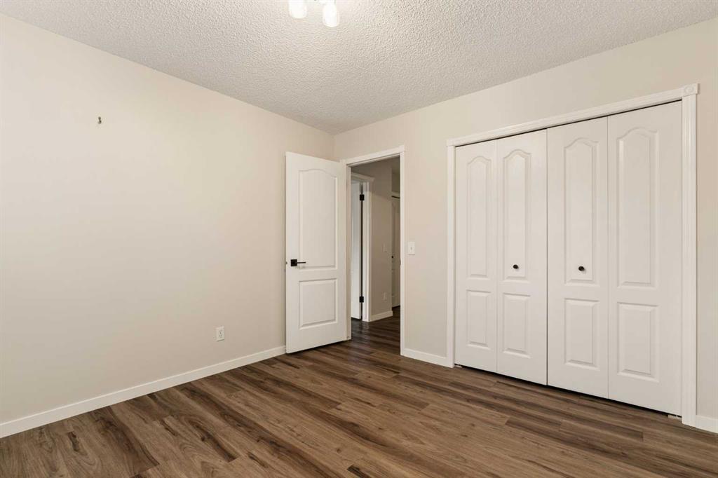 36 Richelieu Court SW