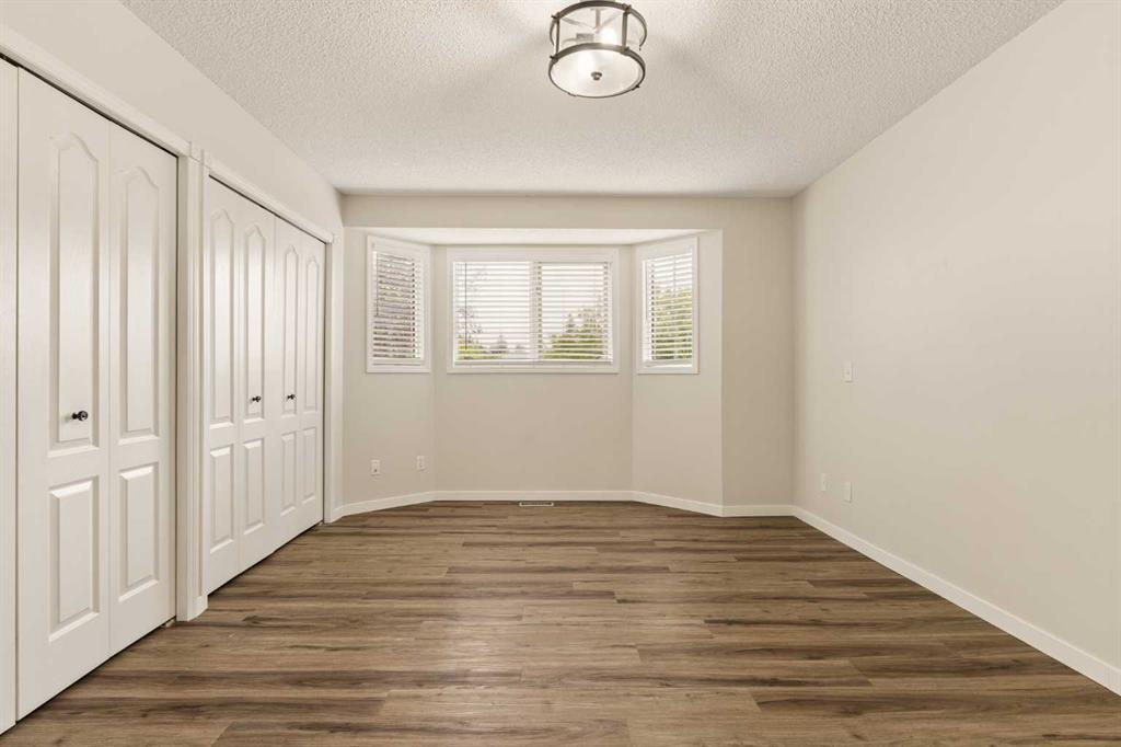 36 Richelieu Court SW