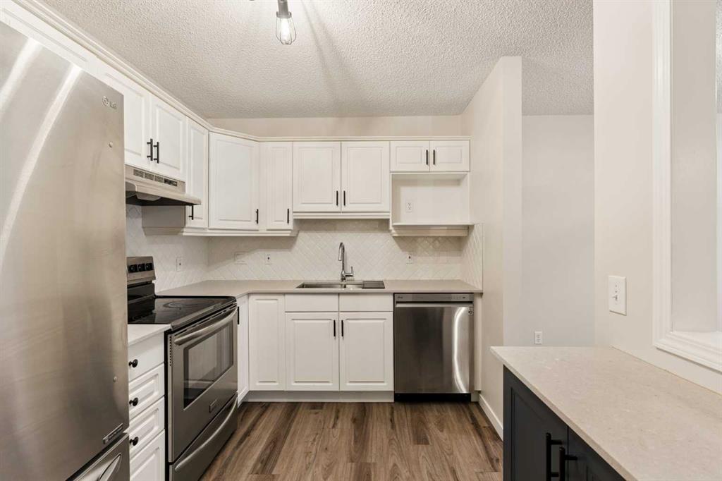 36 Richelieu Court SW