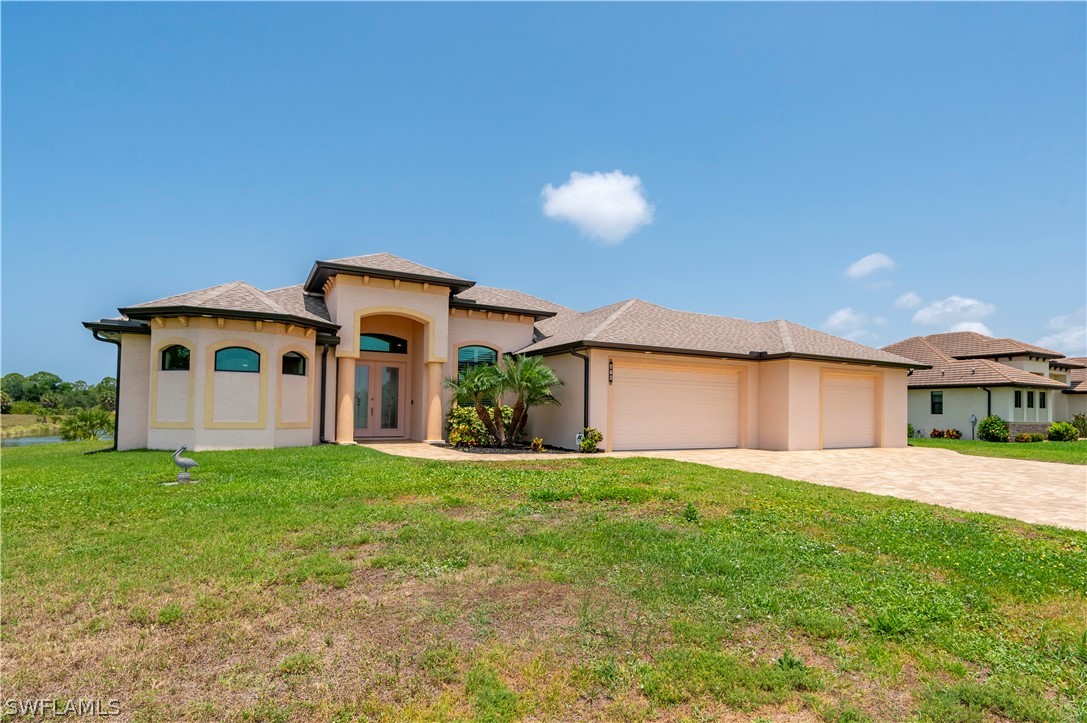 476 Sweetwater DR