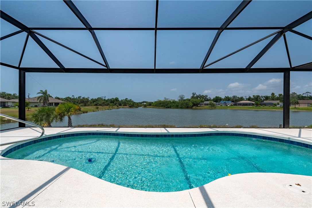 476 Sweetwater DR