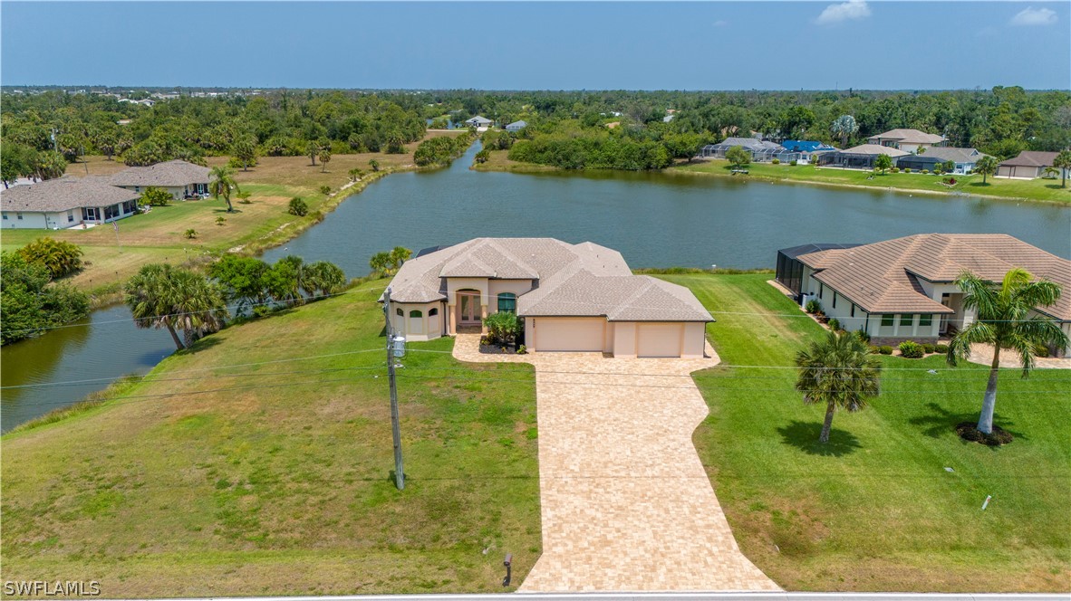 476 Sweetwater DR