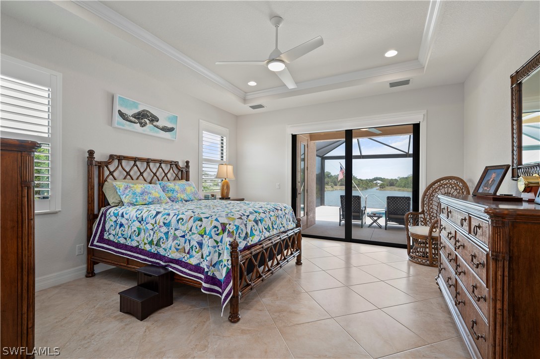 476 Sweetwater DR