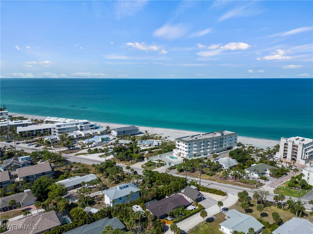 2795 N Beach RD