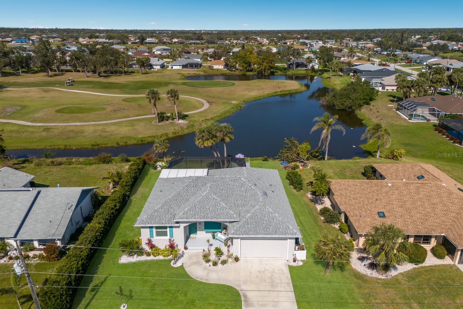 6 BUNKER CIR