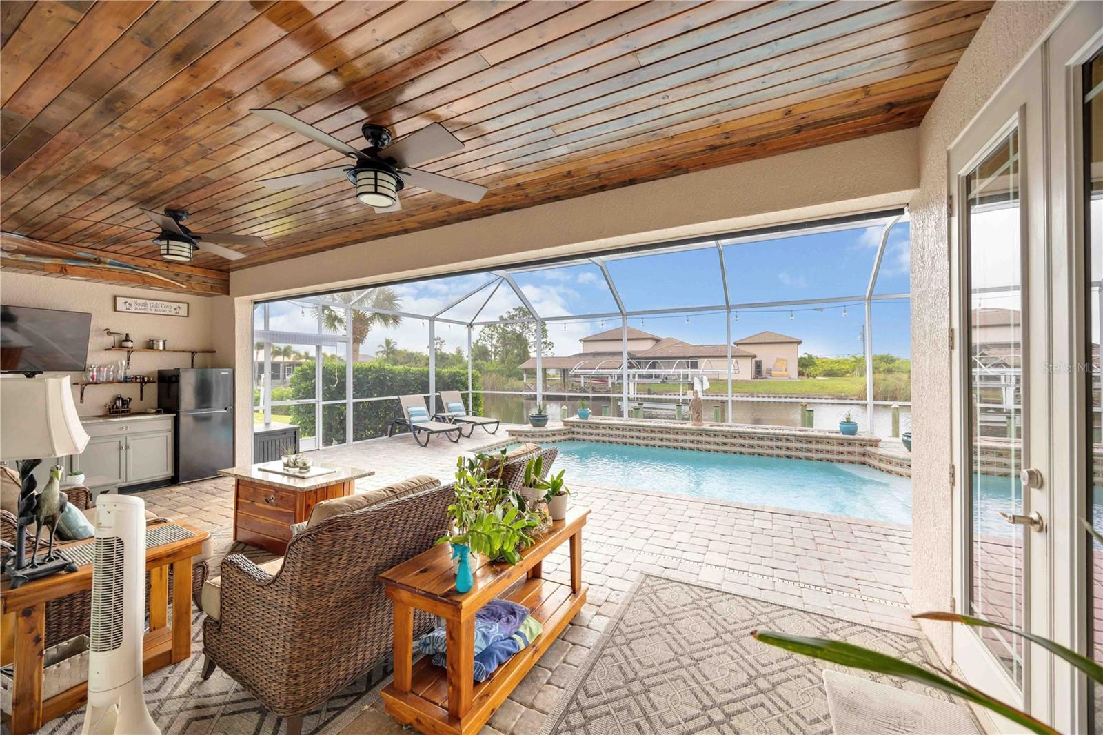 14123 FRUITPORT CIR