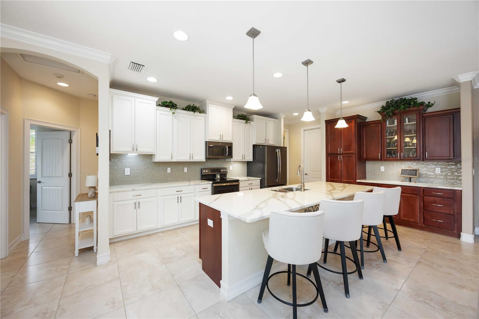14123 FRUITPORT CIR