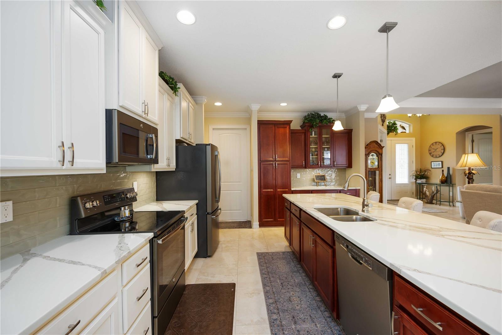 14123 FRUITPORT CIR