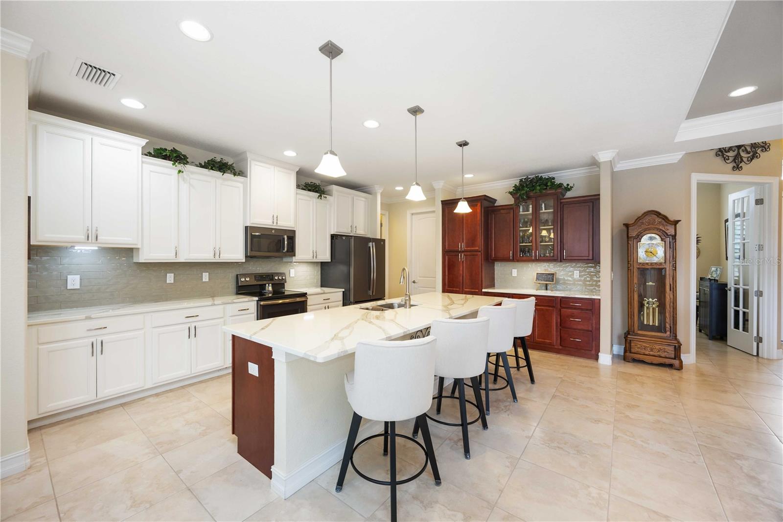 14123 FRUITPORT CIR