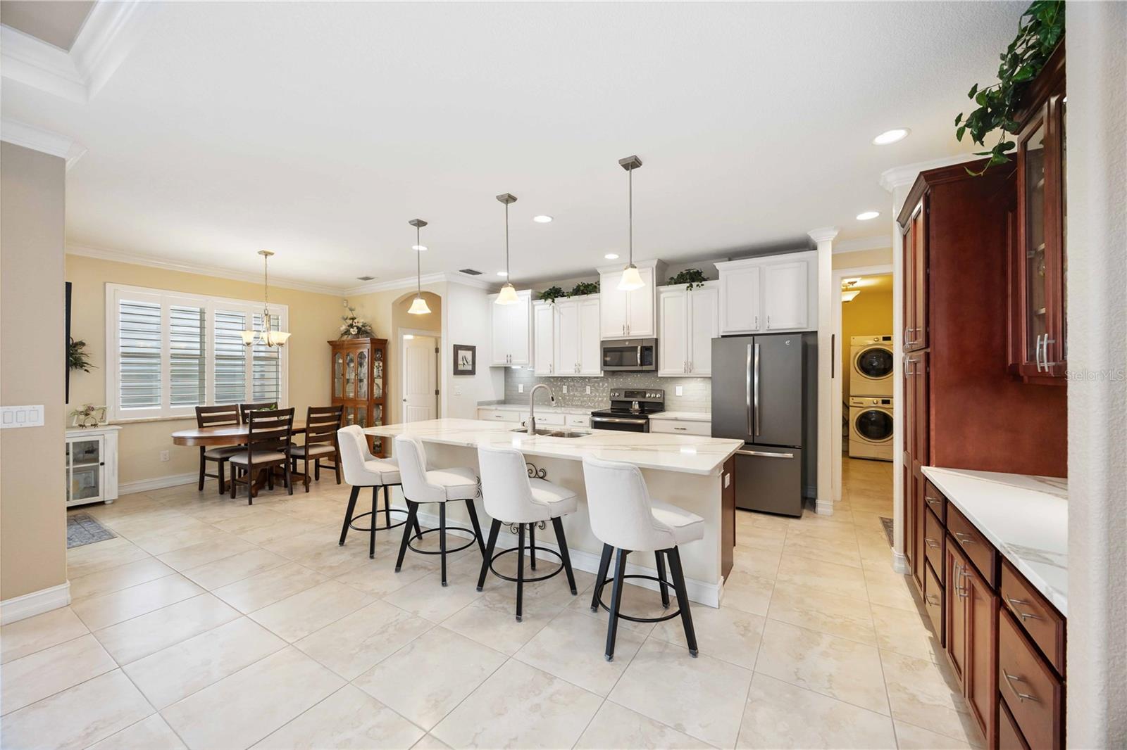 14123 FRUITPORT CIR