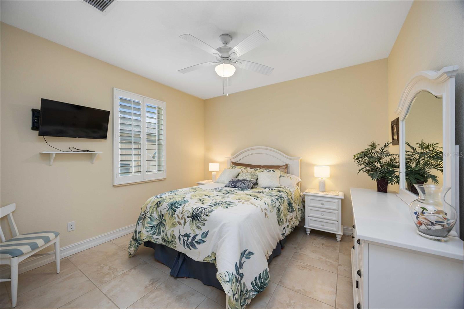 14123 FRUITPORT CIR