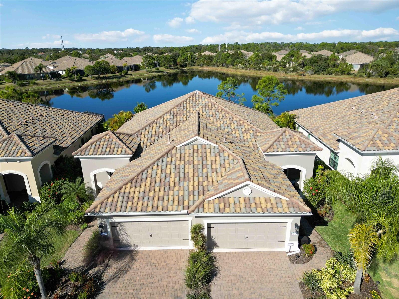 21625 AVON PARK CT