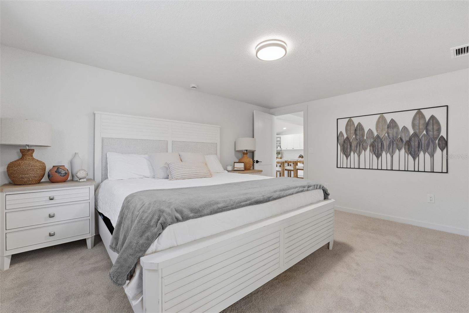 120 STANFORD DR