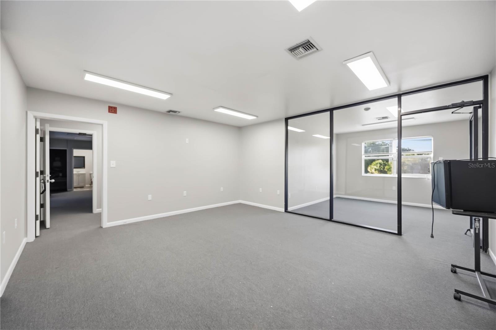 2061 ENGLEWOOD RD ## 1-7