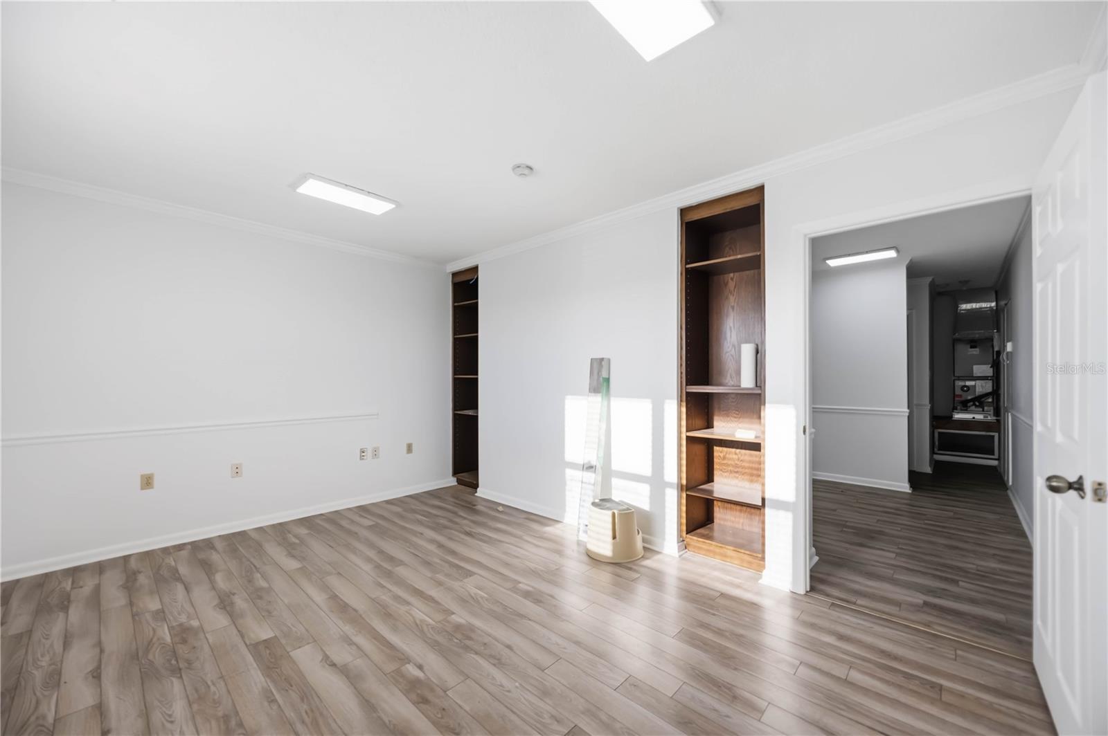2061 ENGLEWOOD RD ## 1-7